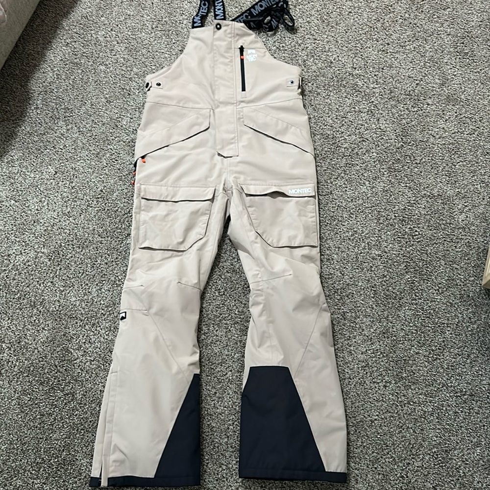 Montec Fawk Ski Snowboard bib / pant , size medium, color tan
